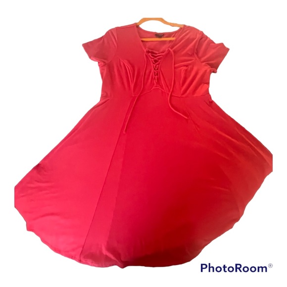 PRETTY RED TORRID DRAWSTRING FRONT A-LINE DRESS - Picture 2 of 10